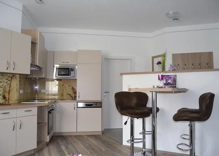 Bed & Breakfast Zum Strell 4*