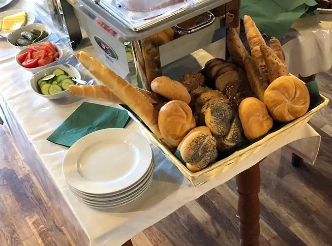 Zum Strell Bed & Breakfast Hollabrunn