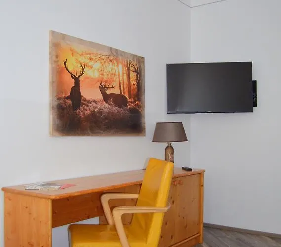 Bed & Breakfast Zum Strell 4*